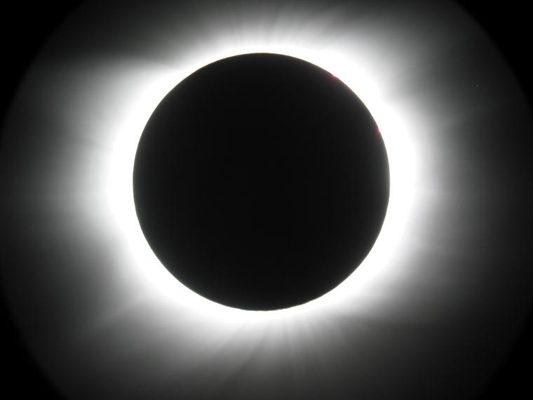 Islam.ms - image-eclipse-solaire-totale